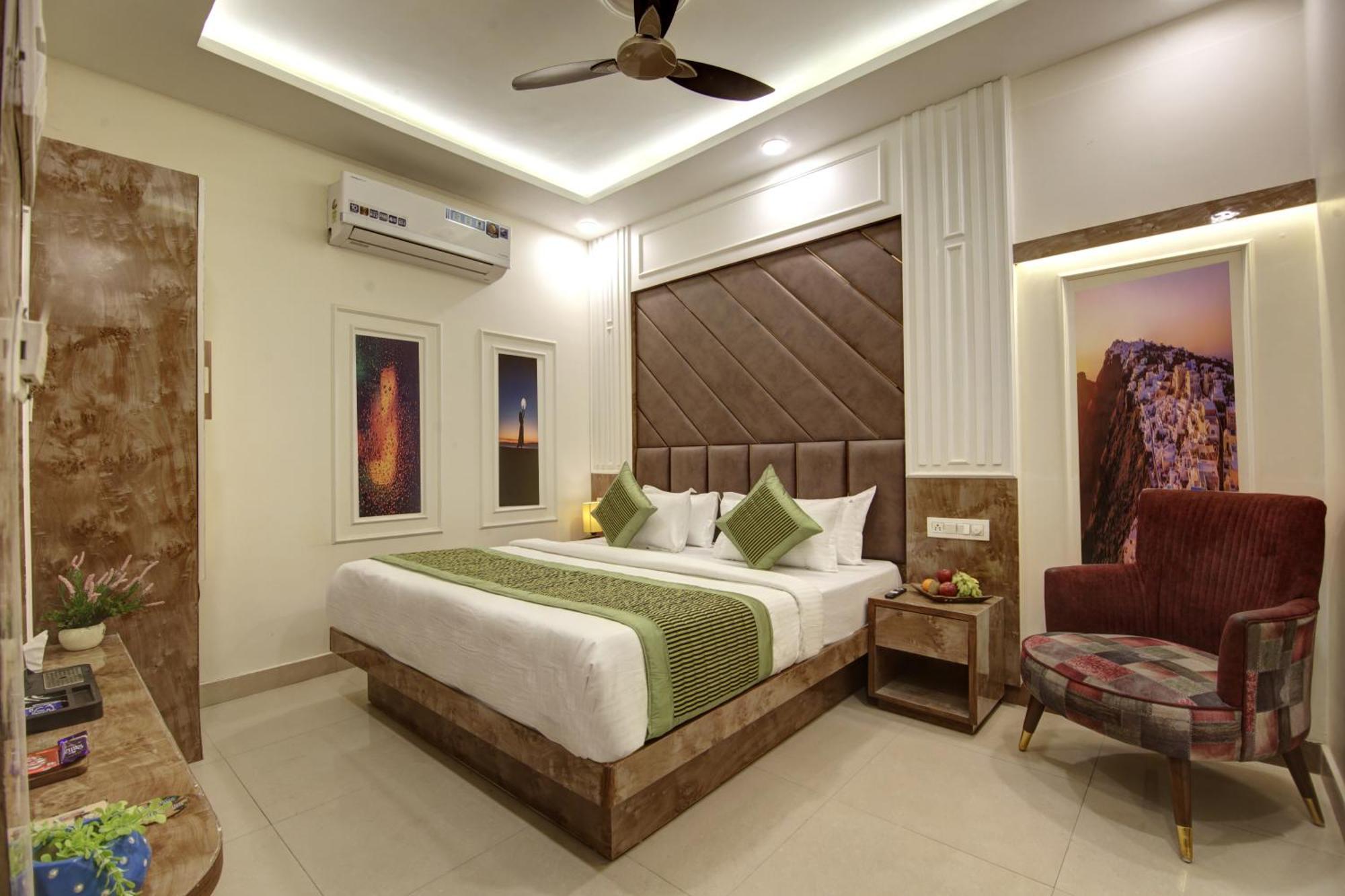 Bless Inn - Near Connaught Place Yeni Delhi Dış mekan fotoğraf