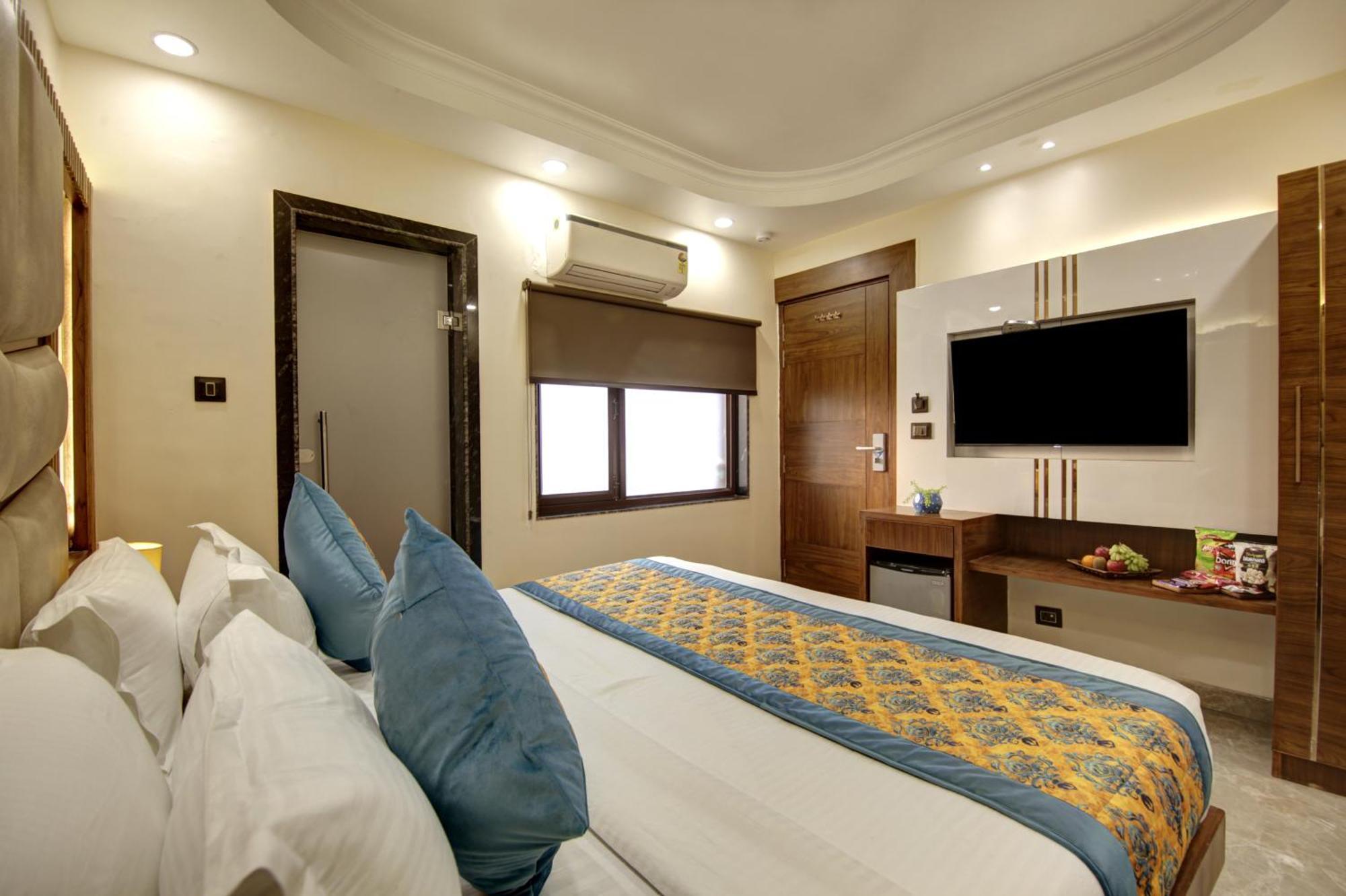 Bless Inn - Near Connaught Place Yeni Delhi Dış mekan fotoğraf