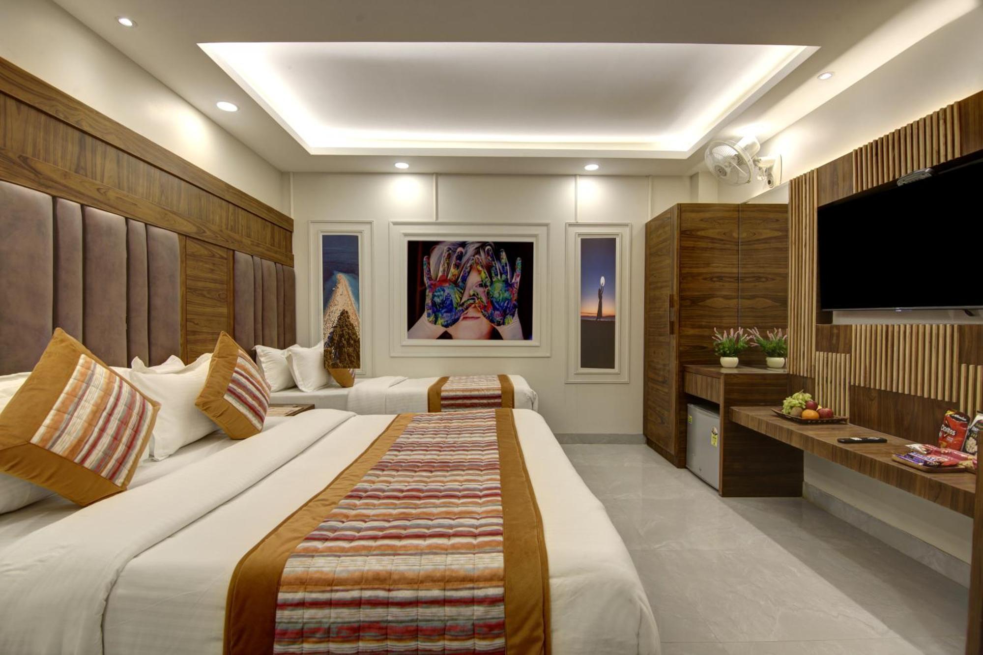 Bless Inn - Near Connaught Place Yeni Delhi Dış mekan fotoğraf
